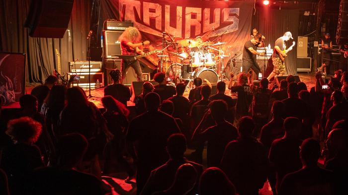 Taurus segue celebrando 40 anos e lança vídeo ao vivo de 'Nove Vidas' - Notícias - Arrepio Produções - Patos de Minas/MG