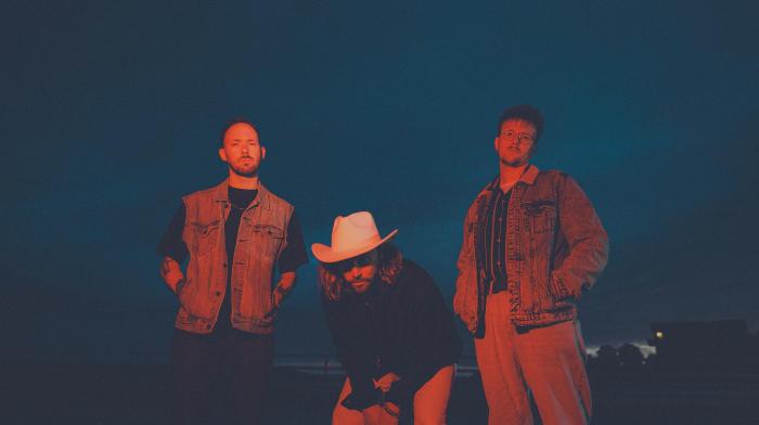 Krooked Tongue anuncia álbum de estreia ‘I Know A Place’ e lança novo single ‘Drugstore Cowboy’ - Notícias - Arrepio Produções - Patos de Minas/MG