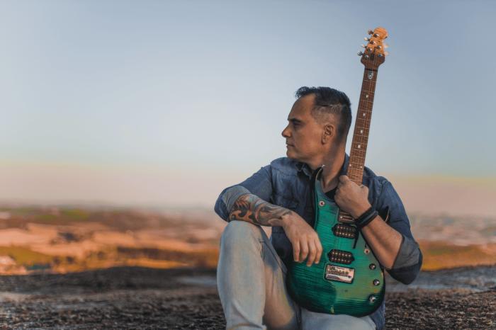 Guitarrista ROD RODRIGUES revela vídeo do single emocionante “Mom's Lullaby” do novo álbum “Tales Of A Changing Life Part 2” - Notícias - Arrepio Produções - Patos de Minas/MG